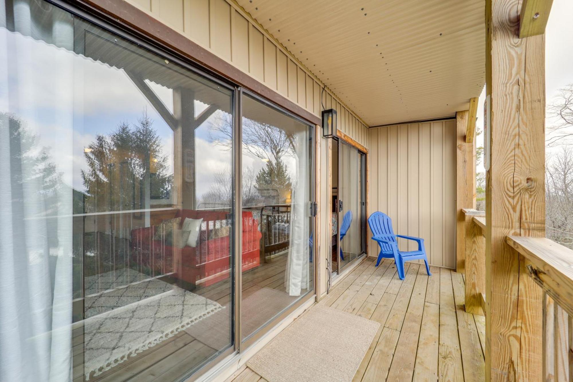 Beech Mountain Studio With Balcony Less Than 1 Mi To Skiing! Zewnętrze zdjęcie