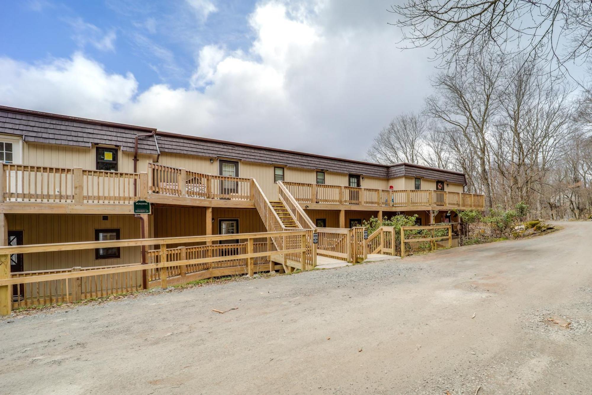 Beech Mountain Studio With Balcony Less Than 1 Mi To Skiing! Zewnętrze zdjęcie